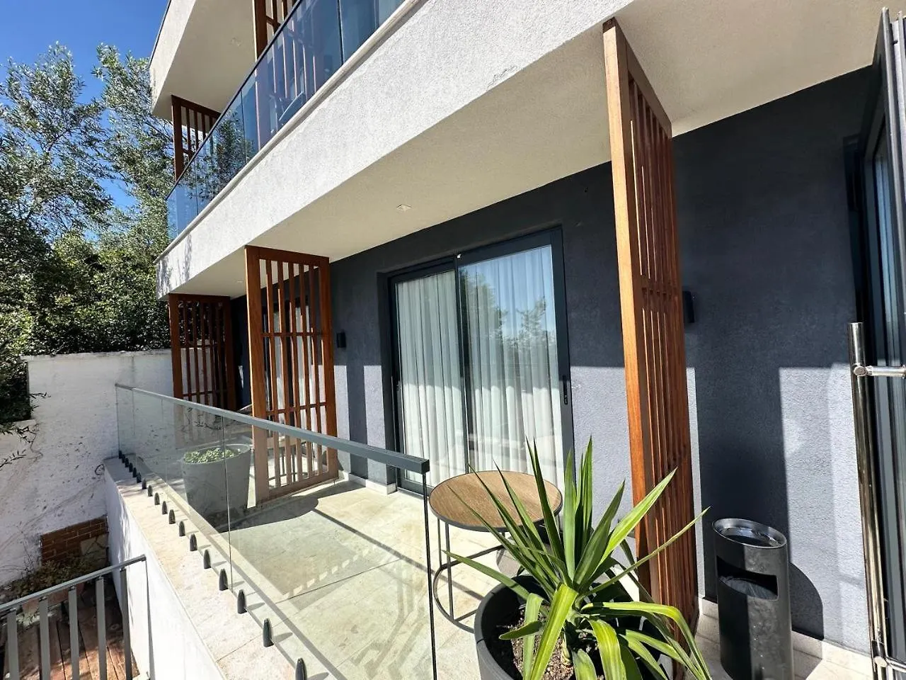 Palladium Beach Hotel- Private Beach Included Dhermi Guest house