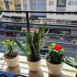 https://marinela-apartment-tirana.hotels-in-tirana.com